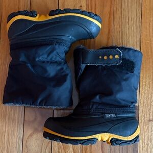 Tundra Cico Black and Gold Toddler Snow Boots